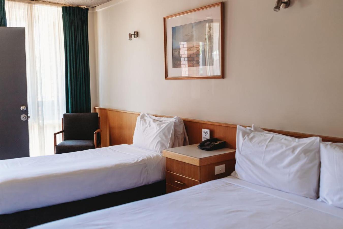 Echuca Nirebo Motel Exteriör bild